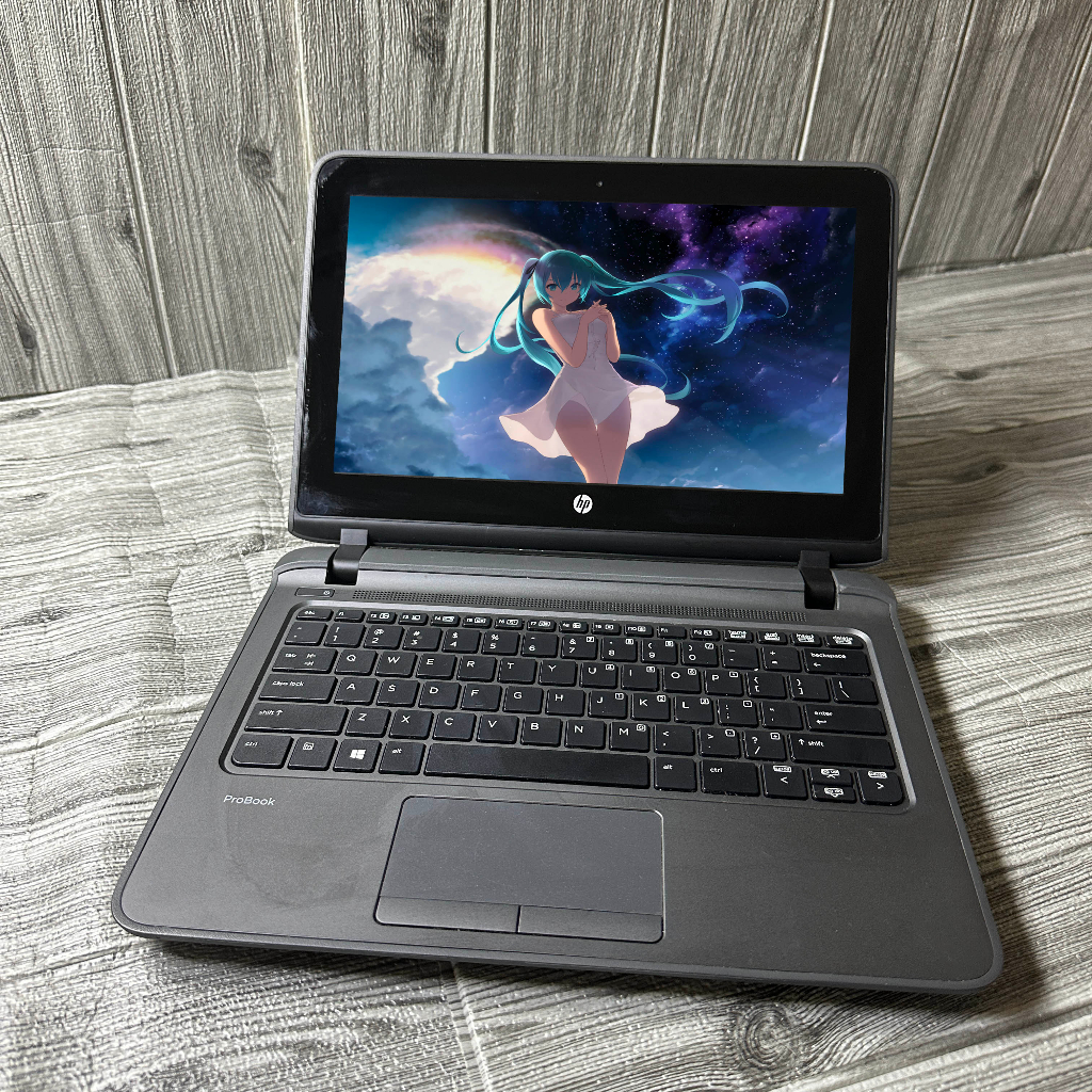 lenovo thinkpad laptop HP EE 11G2 TOUCHSEREEN  Inter Core 3  Ram 8GB SSD 128GB original berkualitas Mulus Bekas