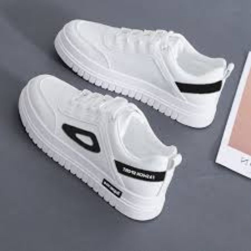 Sepatu Sneaker wanita putih hitam