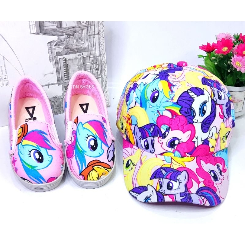 Paket Sepatu Anak Topi Anak Perempuan Sepatu Slip On motif Kuda Poni Pink Family 1- 7 thn