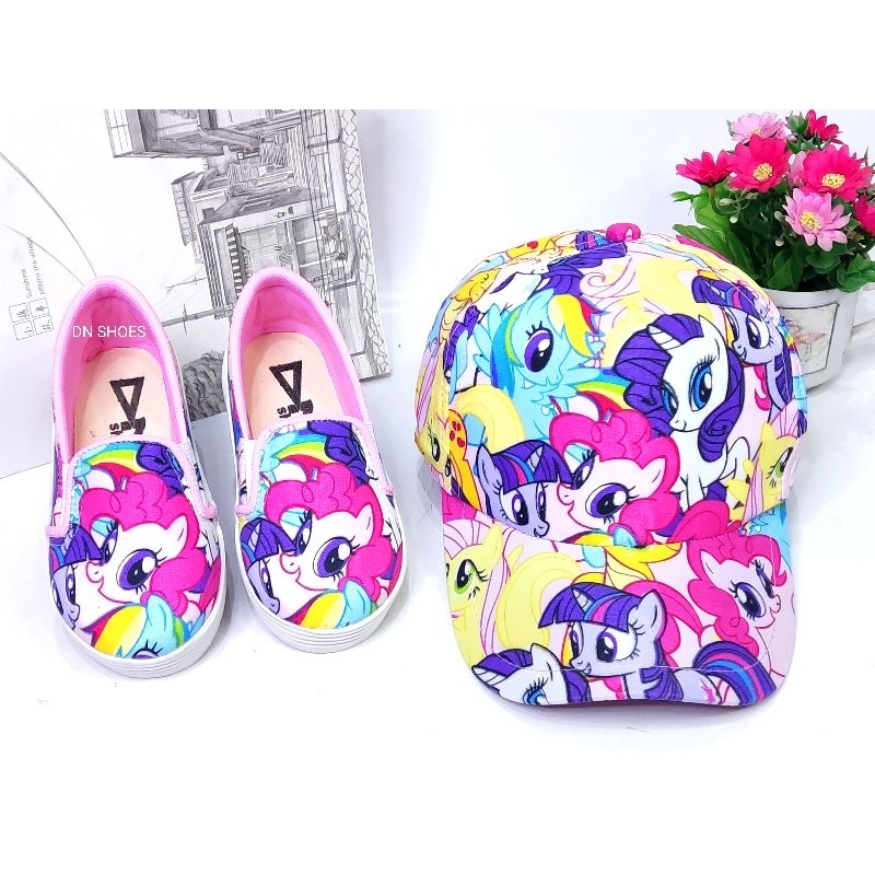 Paket Sepatu Anak Topi Anak Perempuan Sepatu Slip On motif Kuda Poni Pink Family 1- 7 thn