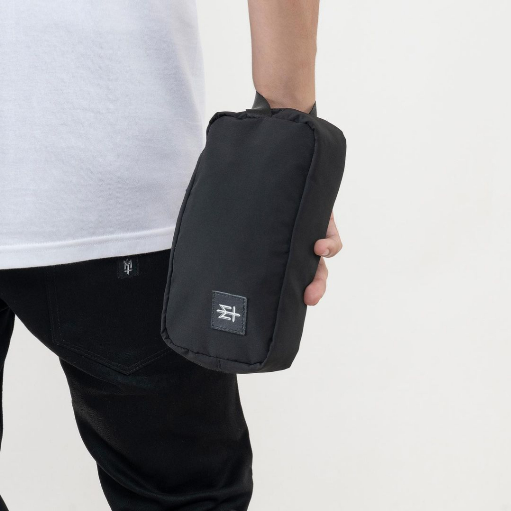 MATERNAL DISASTER "NASCO"  POUCH  BAG HOOPS BANJARMASIN