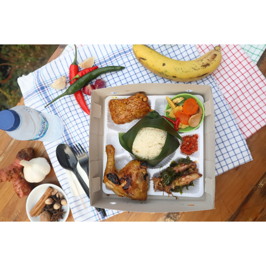 

PAKET AYAM BAKAR/PAKET NASI BOX/PAKET NASI BOX AYAM BAKAR/PAKET NASI KOTAK