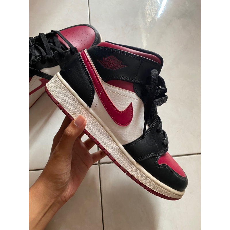 AIR JORDAN MID SECOND 100% ORIGINAL VERIFIED BY DEPATU