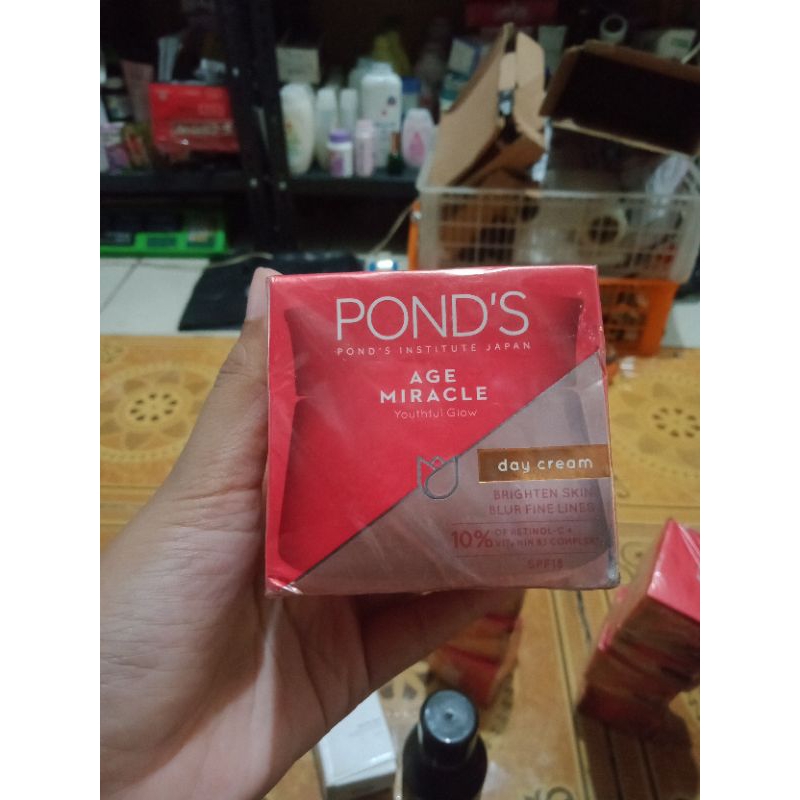 Pond's AGE MIRACLE/hexy retinol - 50g