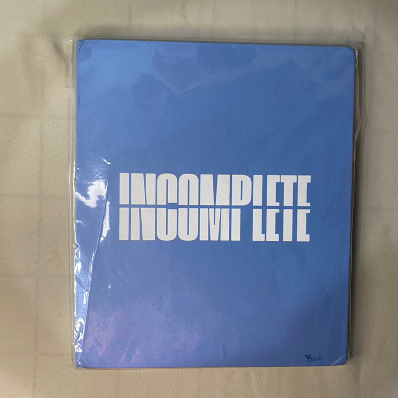 INCOMPLETE SEVENTEEN BOOK