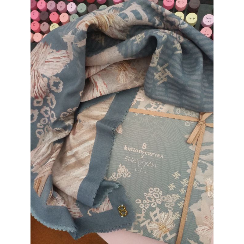 buttonscarves les amities 1 blue