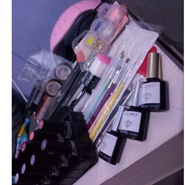 Modelones nails kit
