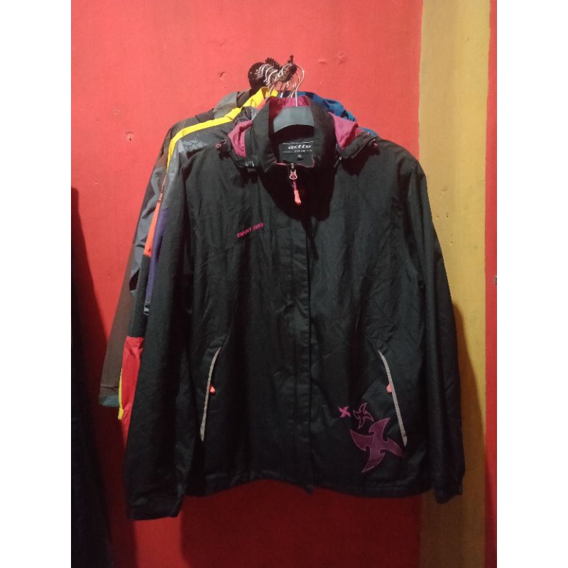 jaket outdoor active