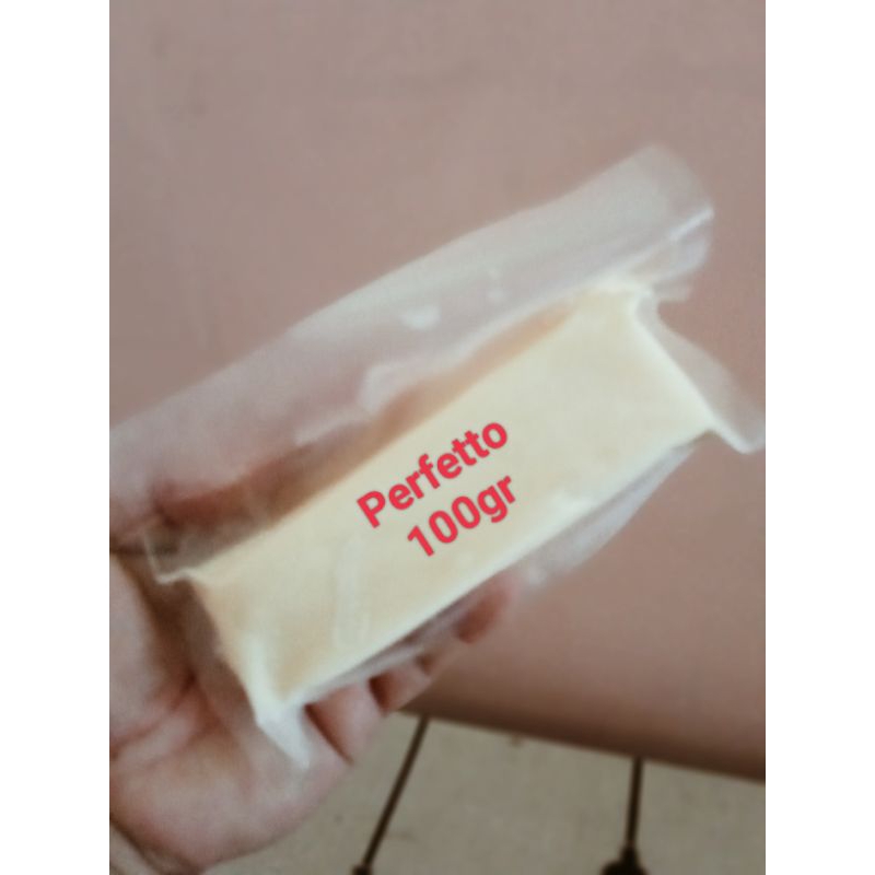 

KEJU MOZZARELLA PERFETTO 100GR EXP 3 AGUSTUS 2025