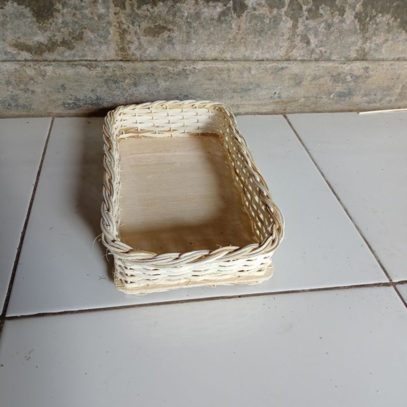 Keranjang rotan Persegi 25x25. 30x16. Hard Box Hampers