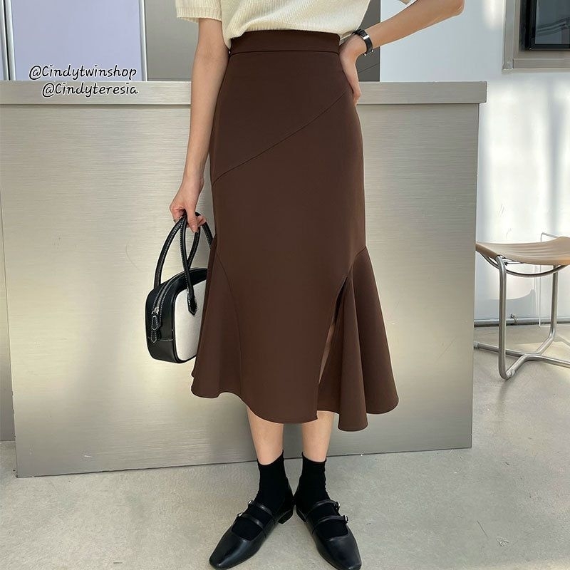 Gisel Corduroy Skirt Import Premium | Gisel Rok Midi Rok Kerja Rok Pesta Polos Putih