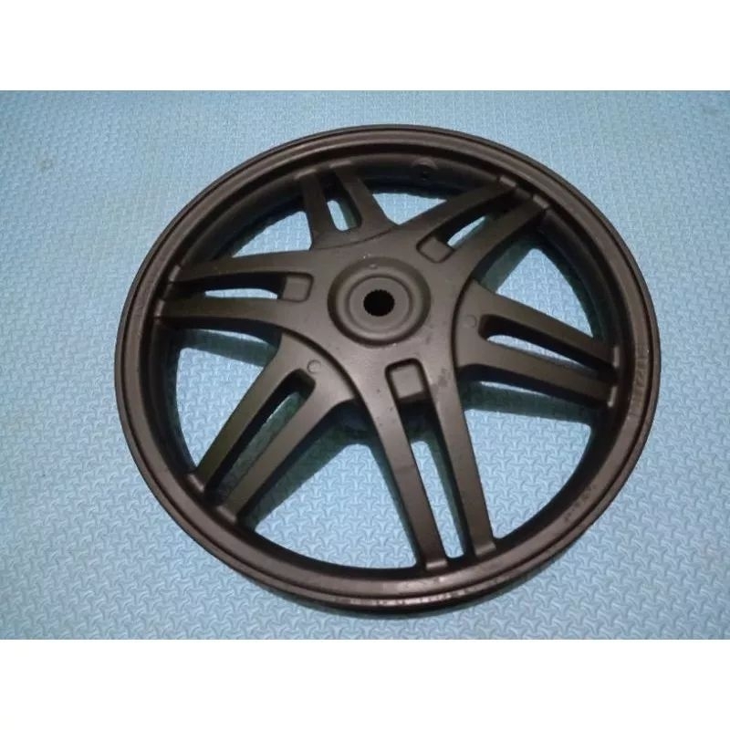 Velg Pelek Belakang Motor Suzuki Spin lama Gigi 18 Copotan Original
