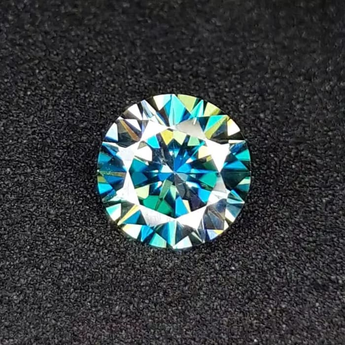 DIAMOND BLUE MOISSANITE