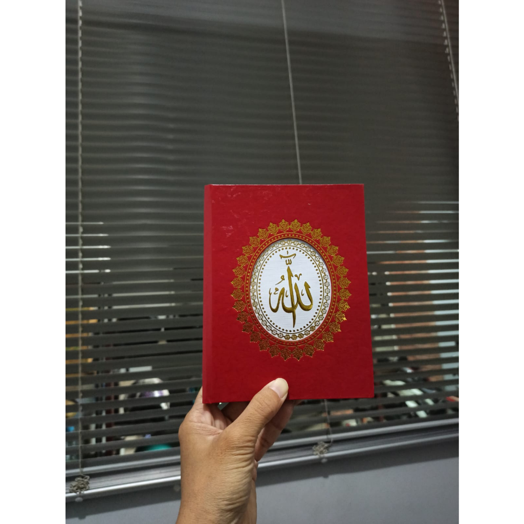 

hard Cover Yasin Salma red