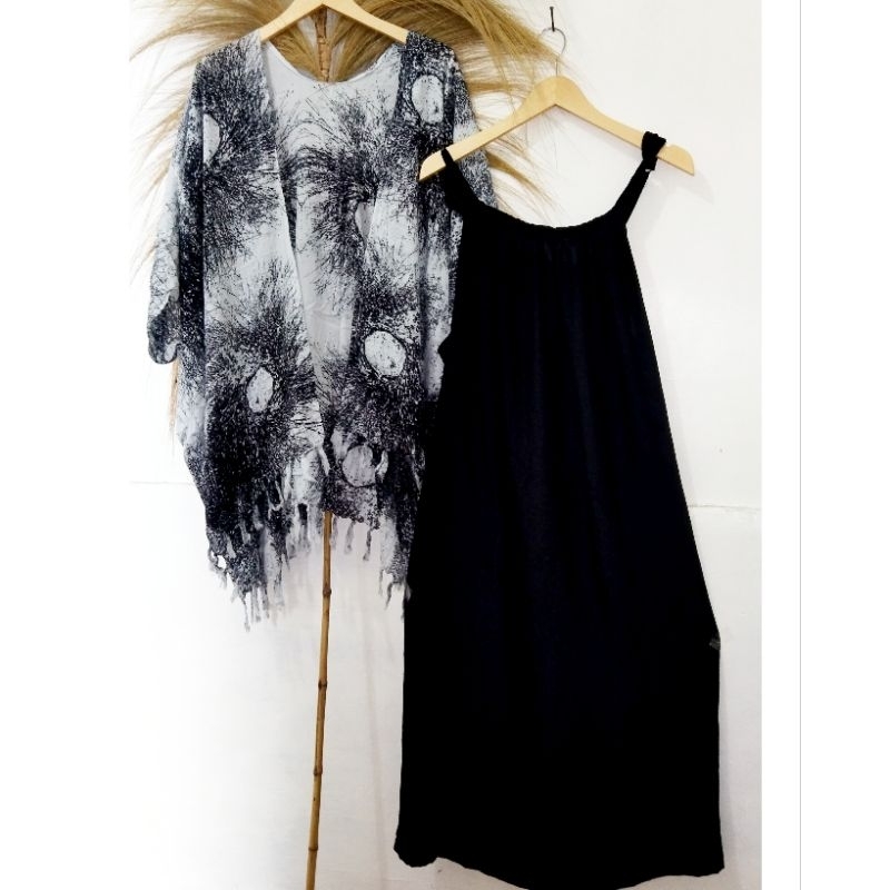 Setelan Dress dan Outer.