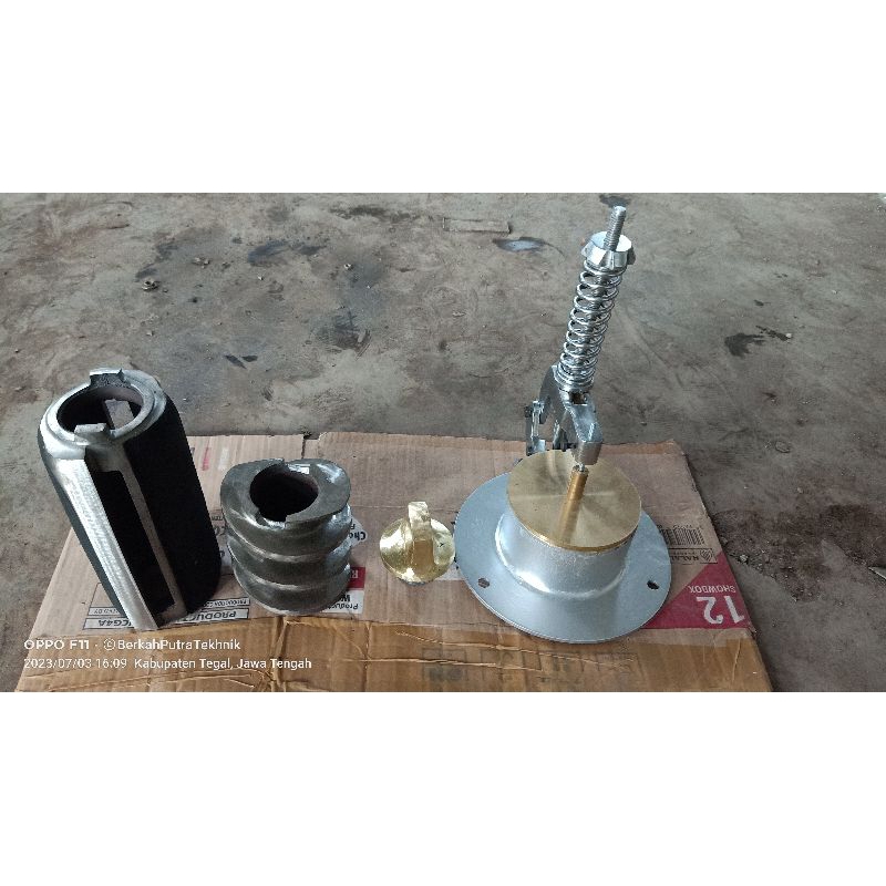 1set outlet topi koboi lapisan kuningan n miling kulit jeruk (mangan) + ulir n70 (mangan)