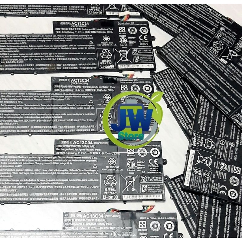 Baterai laptop bekas baterai polimer perbatang isi 3 cell bateraii didalam nya