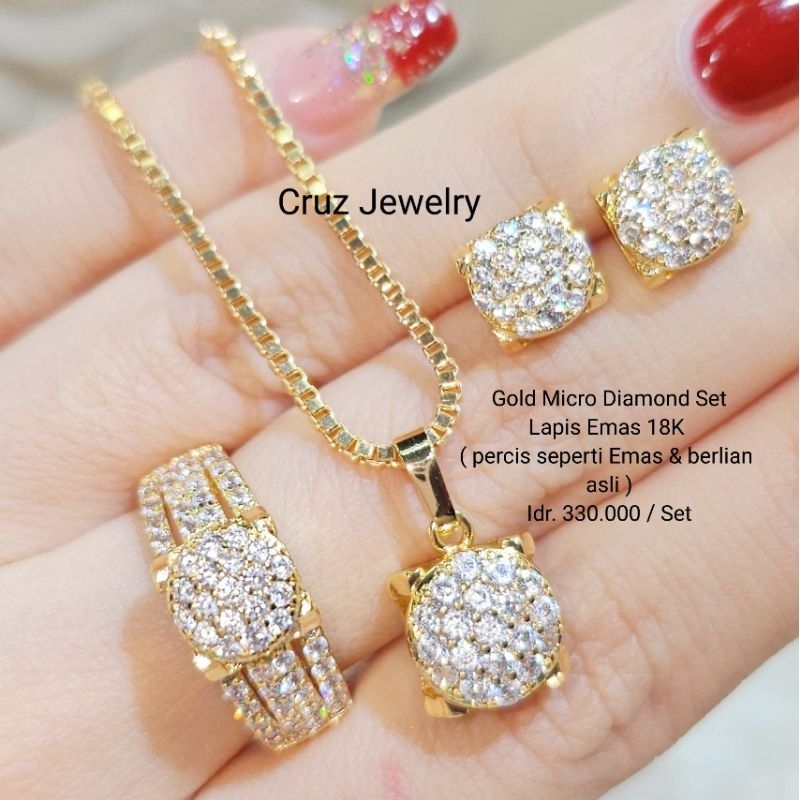 Gold Micro Diamond Set