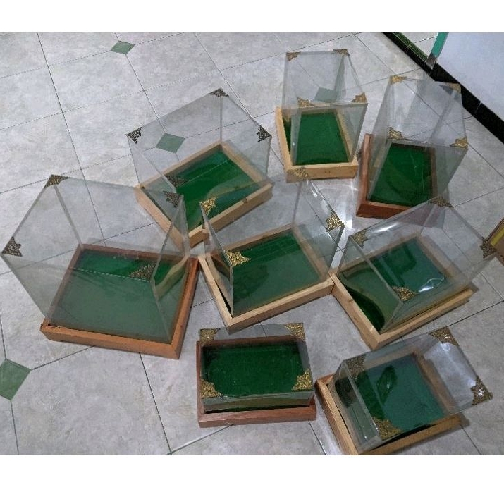 Preloved set kotak kayu hantaran tutup mika