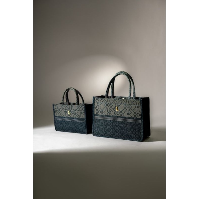 LEVAUGHN TOTEBAG by Heylocal