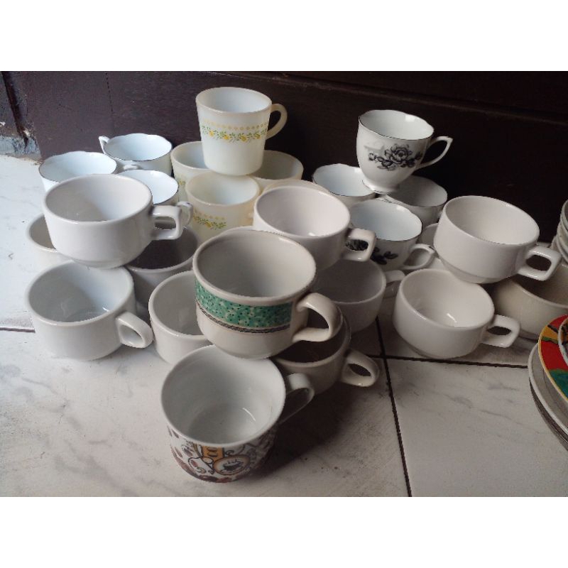 Cangkir Keramik Jadul Ecer