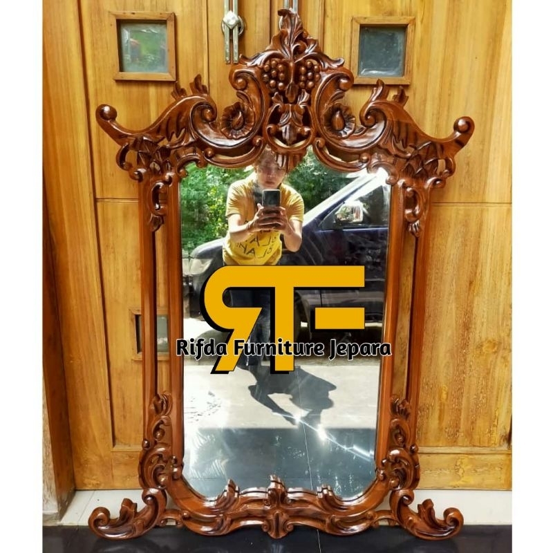 Figura Cermin Ukir Jati Anggur Termurah (kaca cermin jati,kaca jati,figura ukir )