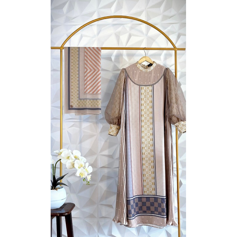 Shkata Flavia Set Scarf Segiempat