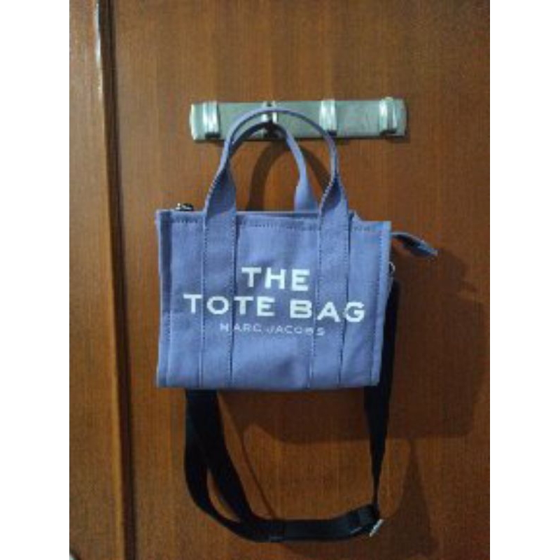 Marc Jacobs Canvas Bag mini Traveler (ORI-secondhand-bagus-preloved) baca deskripsi