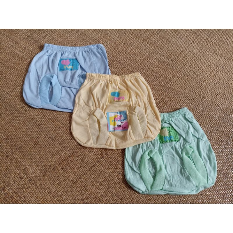 Celana Pendek Pop / Kacamata Bayi Usia 0-12 Bulan Merk IVI