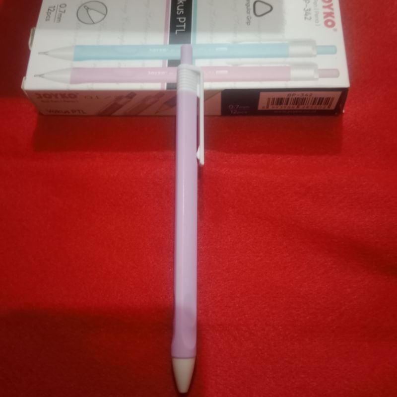 

Pulpen Joyko isi 12 pcs Color Black&Blue