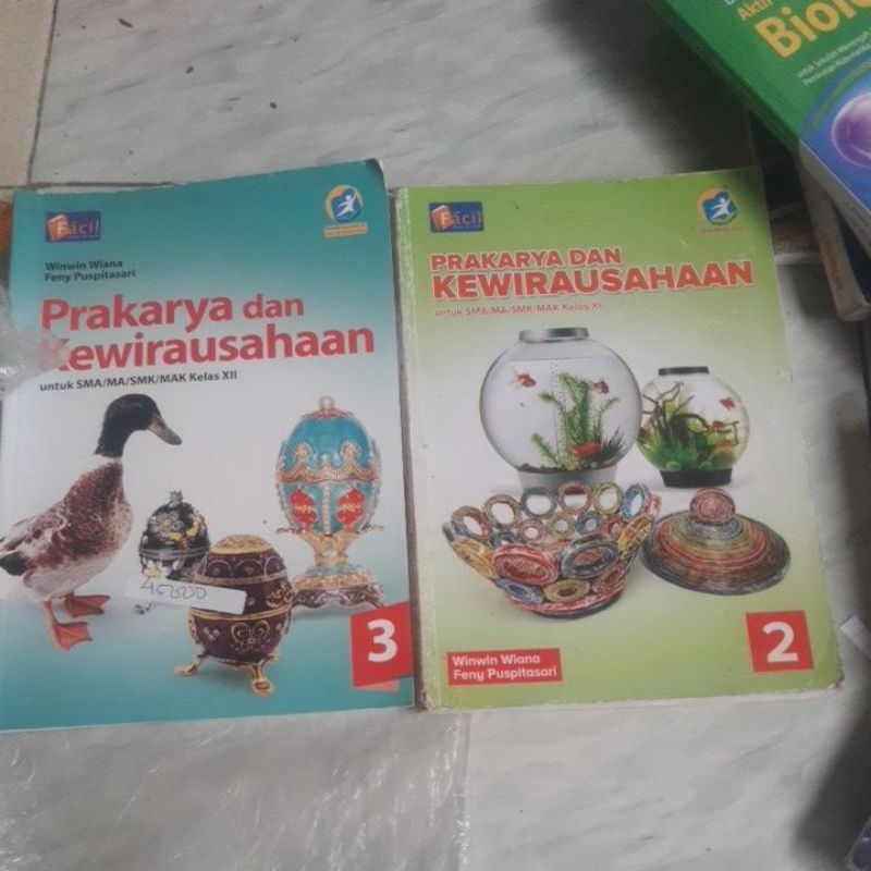 PRAKARYA DAN KEWIRAUSAHAAN FACIL/GRAFINDO KELAS 1 2 3/10 11 12 SMA/MAK KURIKULUM 2013 EDISI REVISI 2