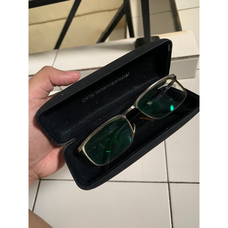 prada frame second original