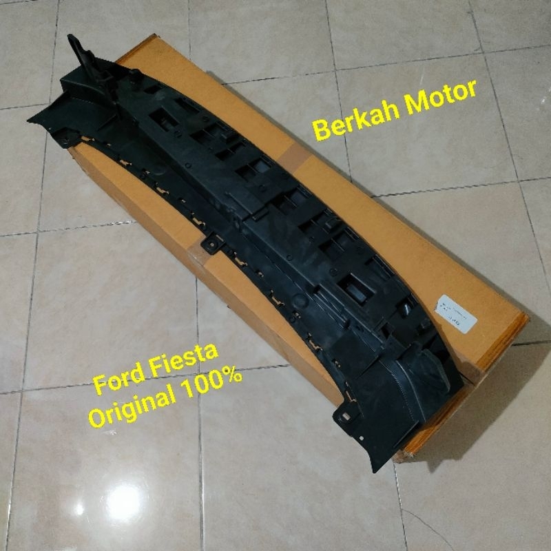 Under cover engine bawah Ford Fiesta Original