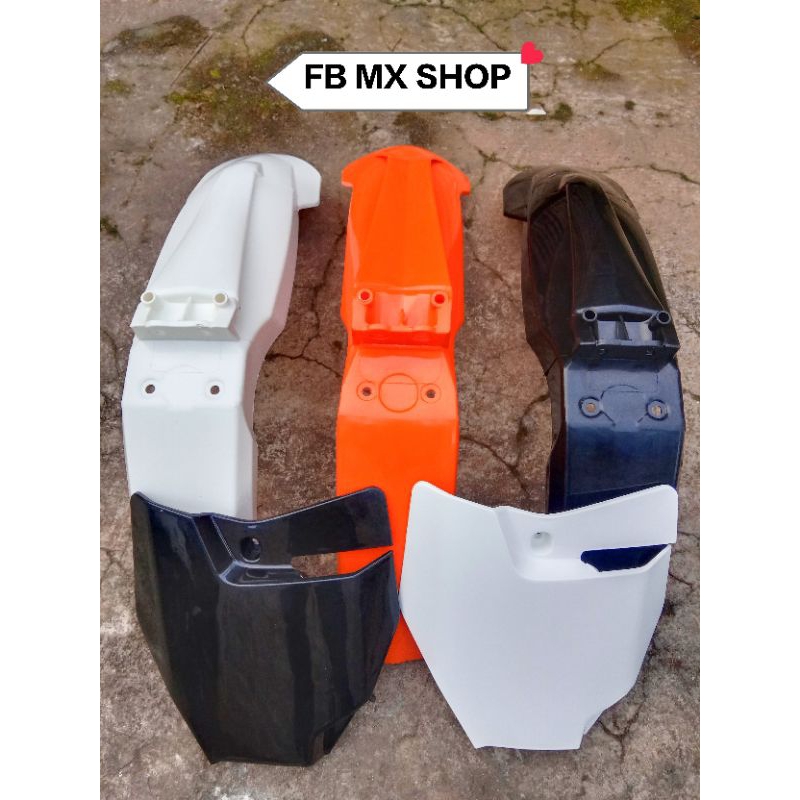 Spakbor depan KTM 250 2022 dan papan nomor KTM 250 2022 Spakbor depan dan papan nomor KTM 250 2022