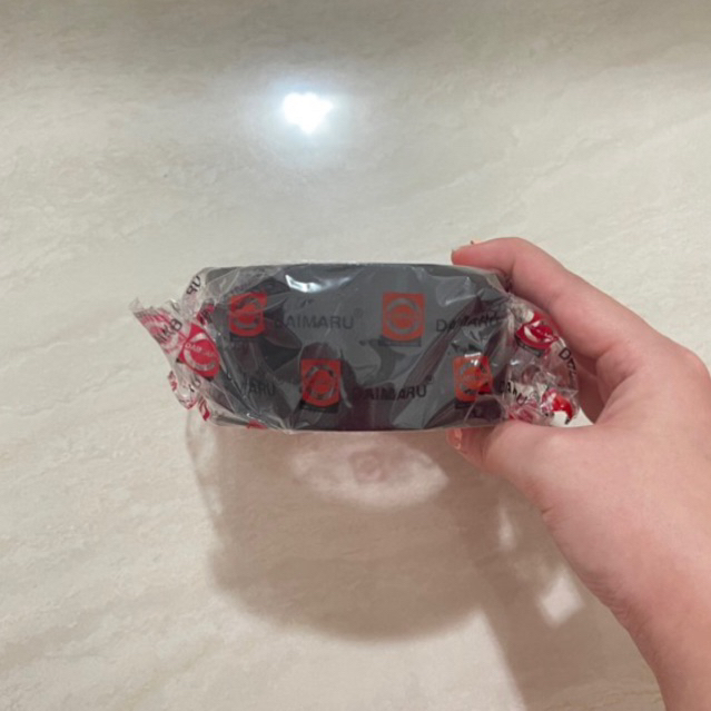 

Lakban Kain / Cloth Tape Daimaru Warna Hitam 48mm / 2 inch x 12 meter