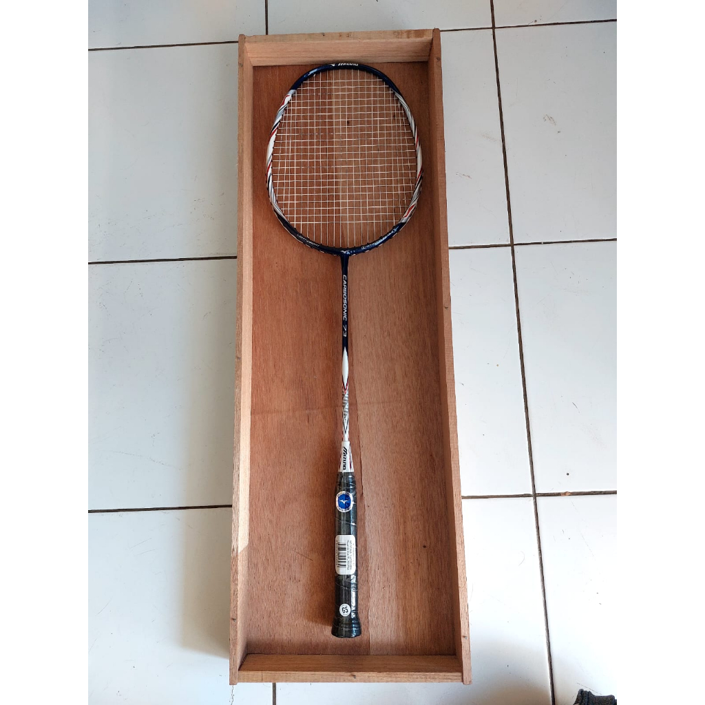 RAKET SECOND RASA BARU MIZUNO CARBOSNIC 73