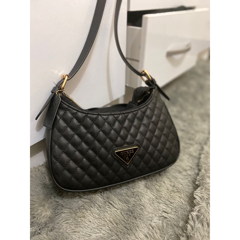 Tas selempang Guess