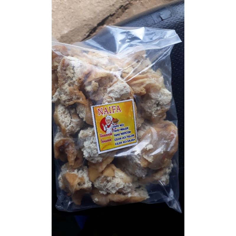 

cilok aci, tahu isi, tahu walik,