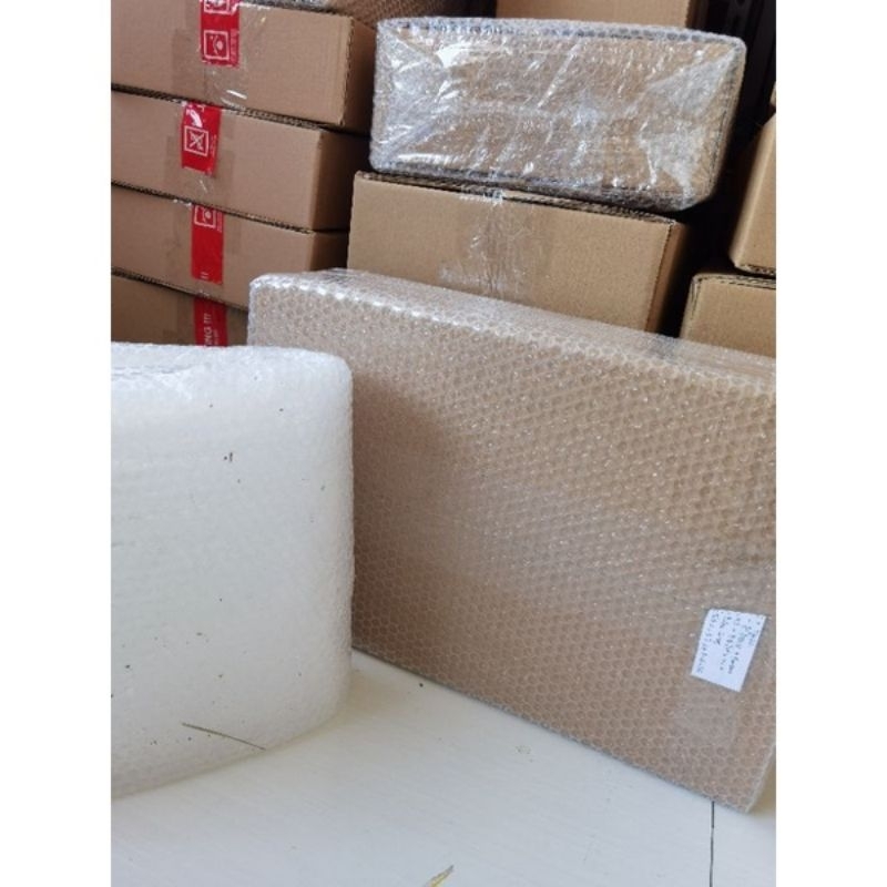 

Bubble Wrap untuk extra packingg (TIDAK DIJUAL BUBBEL SAJA)