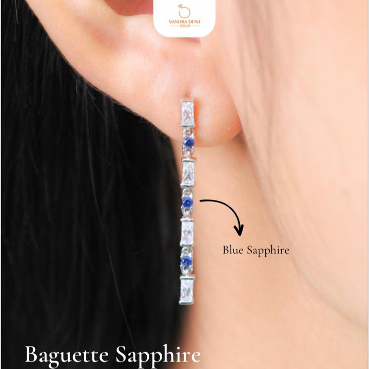 Anting Sandra Dewi Gold Baguette Sapphire Collections EA220856