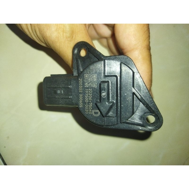 sensor airflow innova reborn fortuner bensin 22204-75040 original