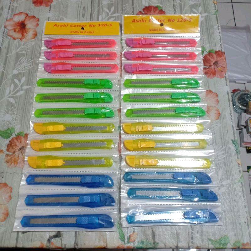 

Cutter Bening Kecil V-Troo No.120-S / Kater Murah Mini