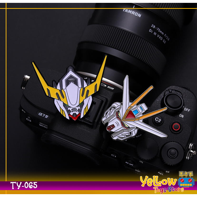 RcWL Bros Pin Enamel Desain Robot Gundam Metal TY065