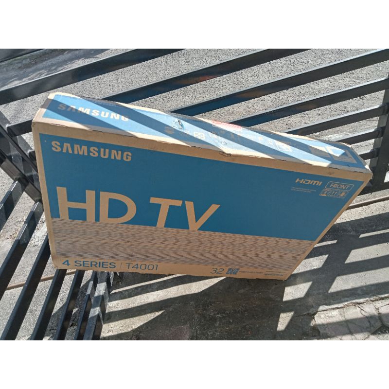 SAMSUNG TV 32 INCH HD T4001 DIGITAL TV  32 INCH  BARU BERSEGEL