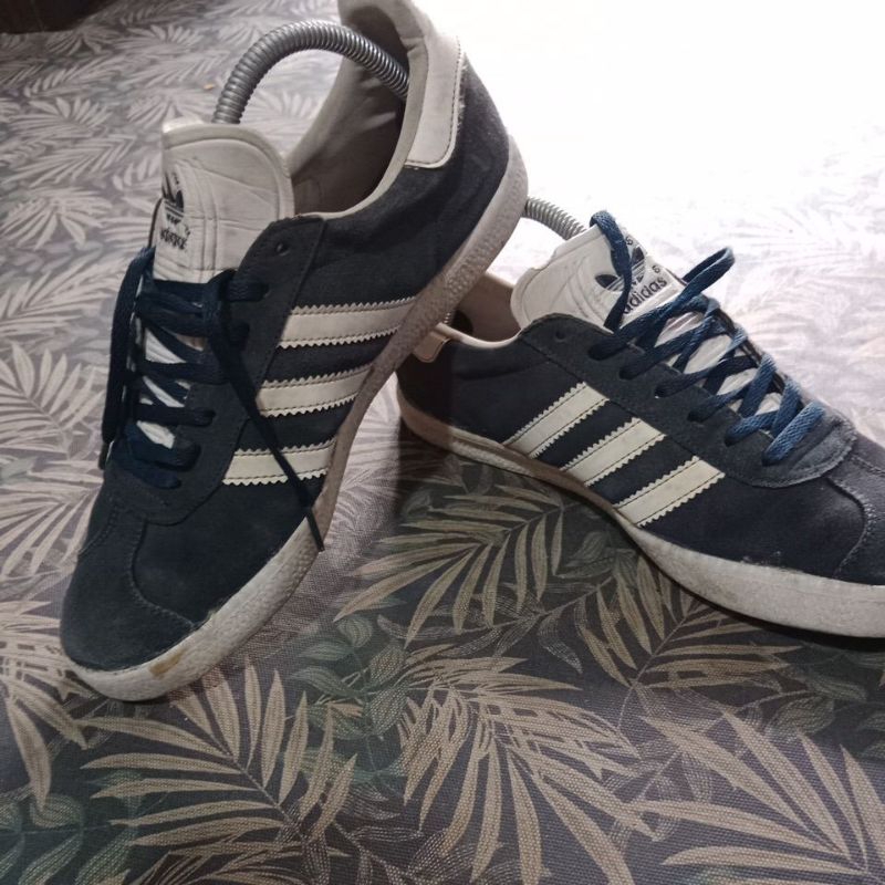 adidas gazelle 2