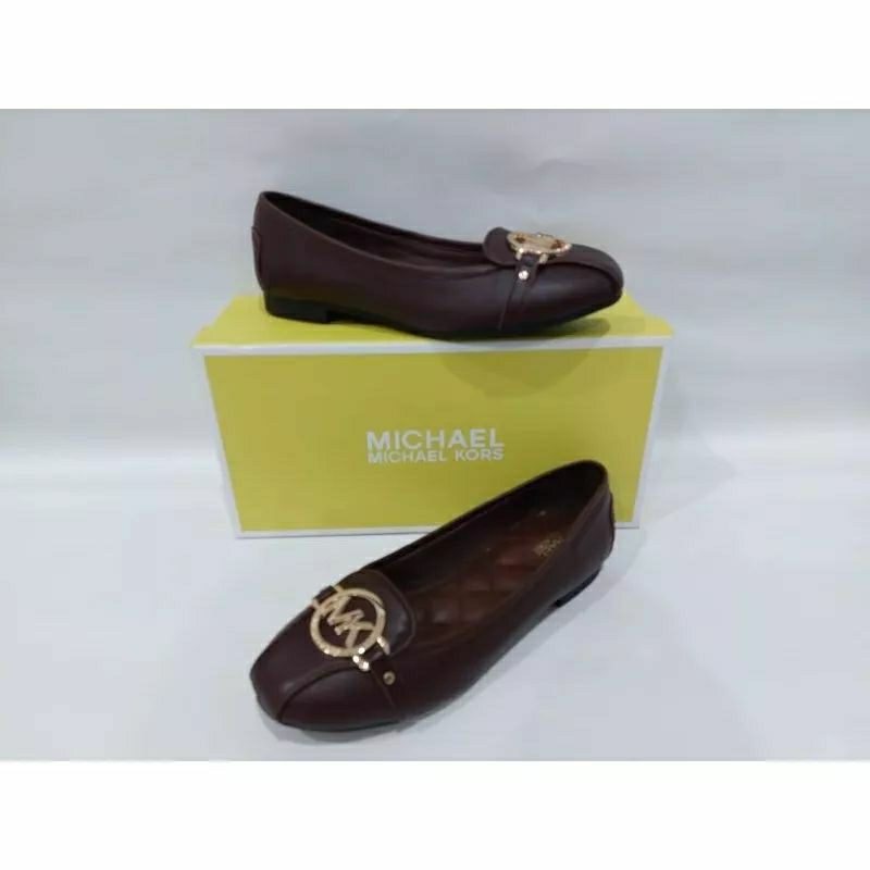 Sepatu MK (preloved good condition)