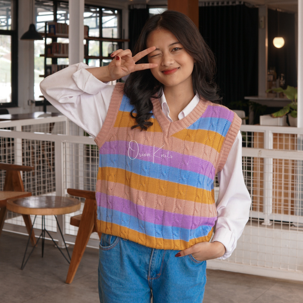 Orion Cardigan Vest Rainbow Cable | Cardigan Rompi Rajut Wanita