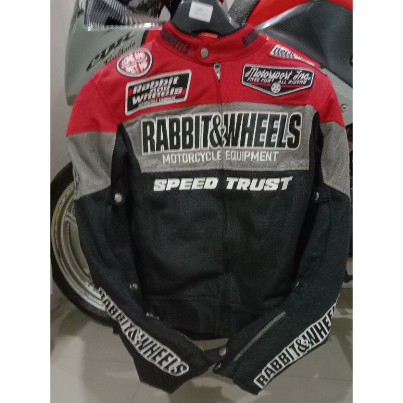 rabbit and wheels Combo Red size s (Original)