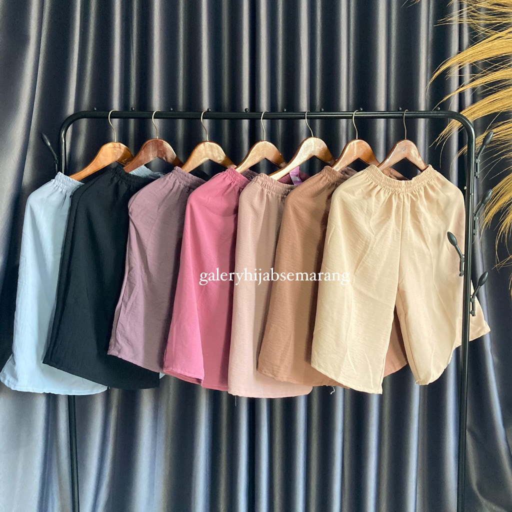 Hot Pants Wanita / Celana Pendek Wanita / Celana Pendek Crinkle