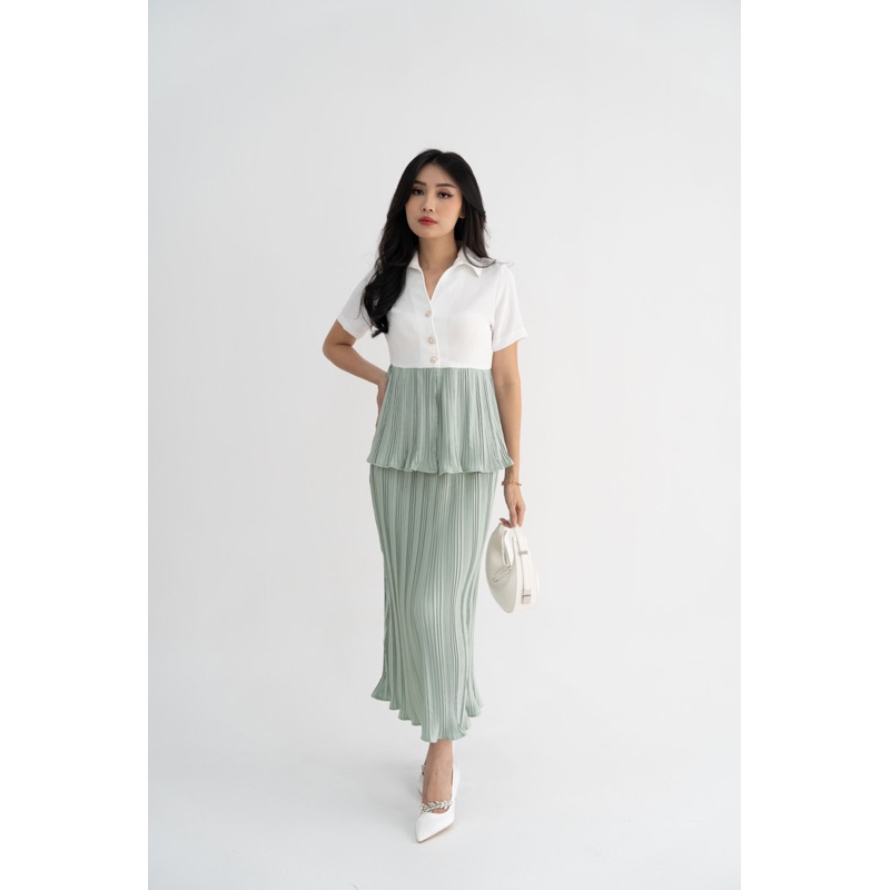 IWEARGRACIE - CLAIRE PLEATS SKIRT / ROK WANITA